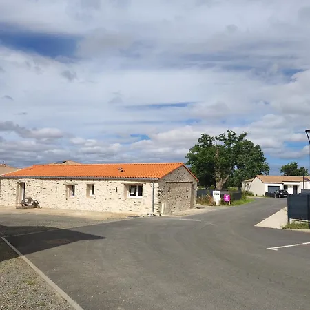 Studio 30M2 La Cave - Les Gites Du Lac - Proche Nantes La Chevrolière Buitenkant foto